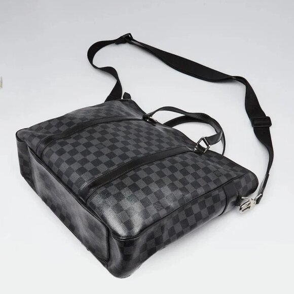 Louis Vuitton Damier Graphite Canvas Tadao Bag - Picture 3 of 12